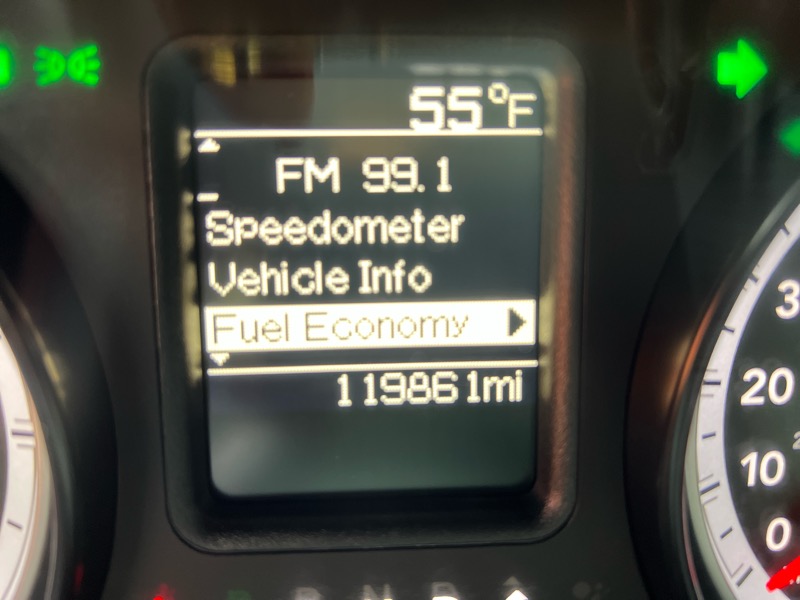 RAM 1500 4WD Quad Cab 140.5" Tradesman 2015