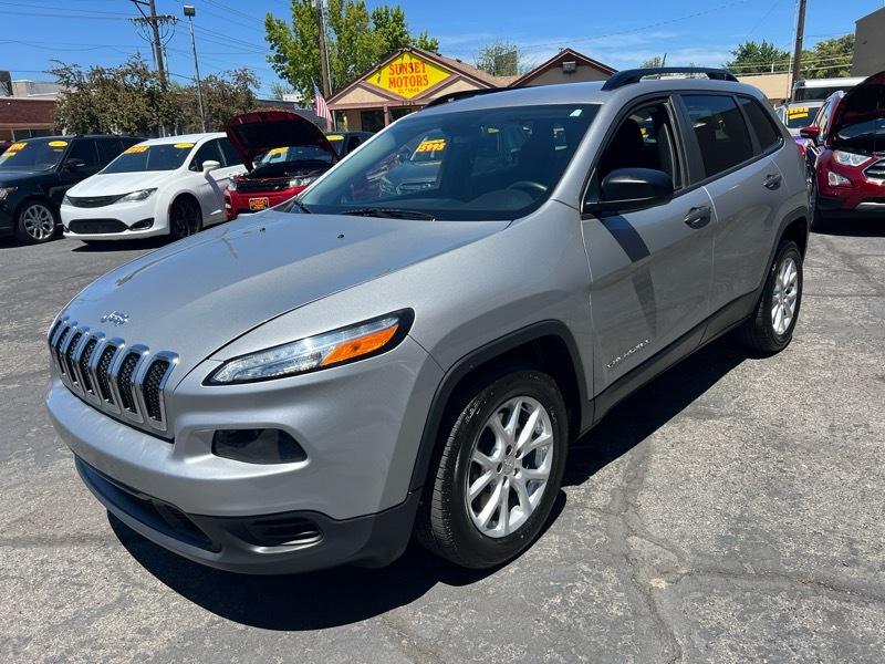 Jeep Cherokee FWD 4dr Sport 2016