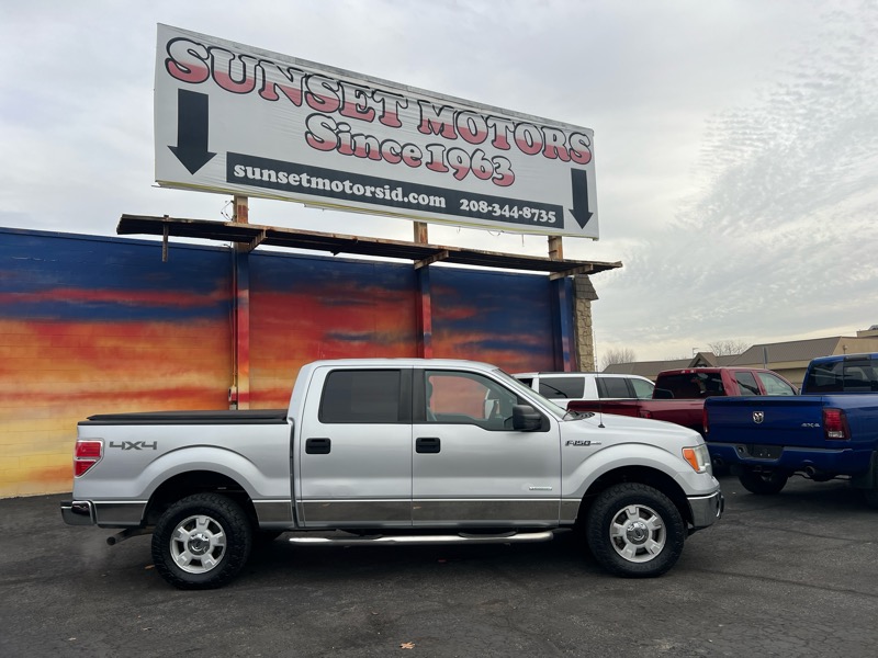 2013 Ford F-150 4WD SuperCrew 145" XLT