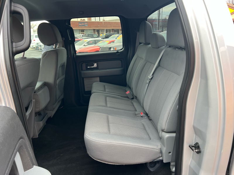 Ford F-150 4WD SuperCrew 145" XLT 2013