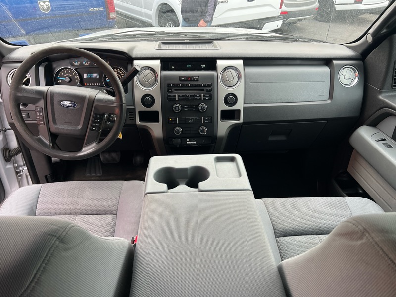 Ford F-150 4WD SuperCrew 145" XLT 2013