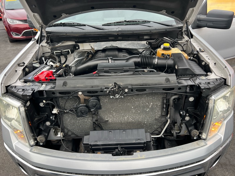 Ford F-150 4WD SuperCrew 145" XLT 2013