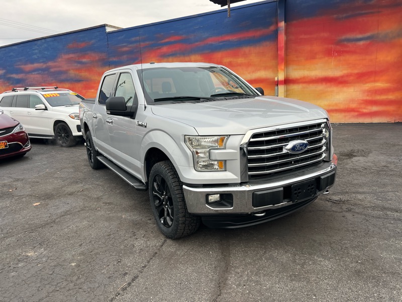 Ford F-150 4WD SuperCrew 145" XLT 2016