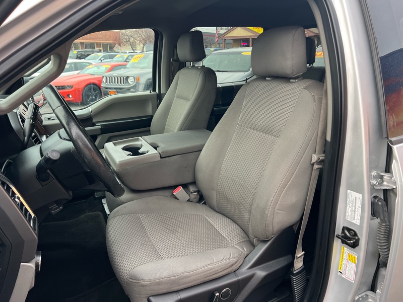 Ford F-150 4WD SuperCrew 145" XLT 2016