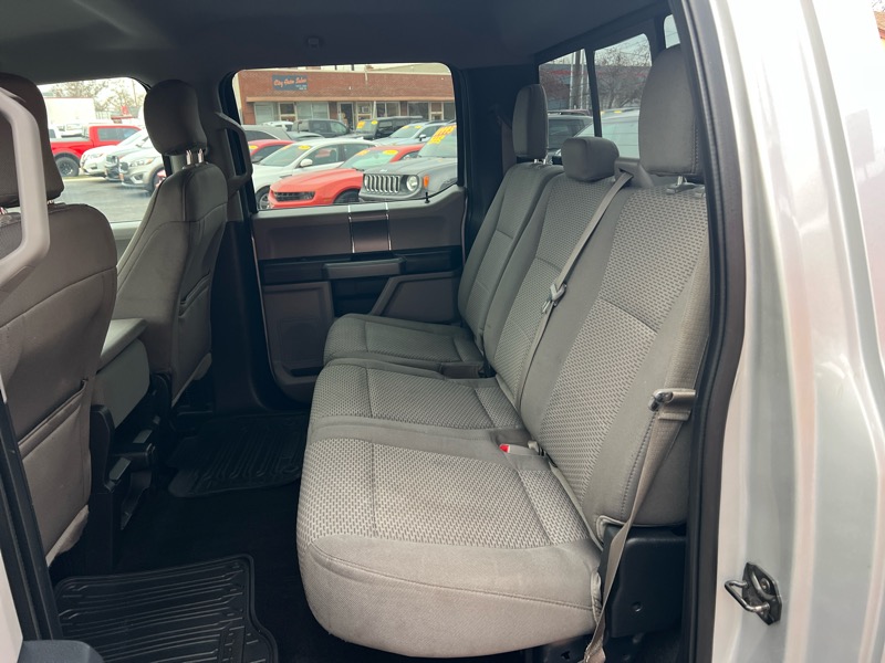 Ford F-150 4WD SuperCrew 145" XLT 2016