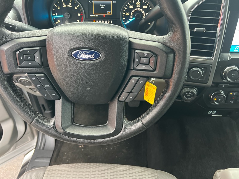 Ford F-150 4WD SuperCrew 145" XLT 2016