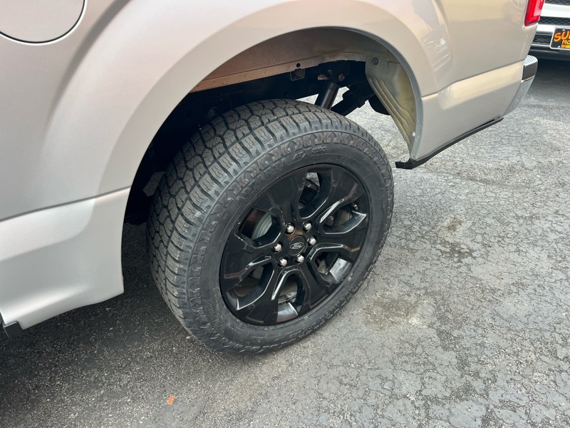 Ford F-150 4WD SuperCrew 145" XLT 2016