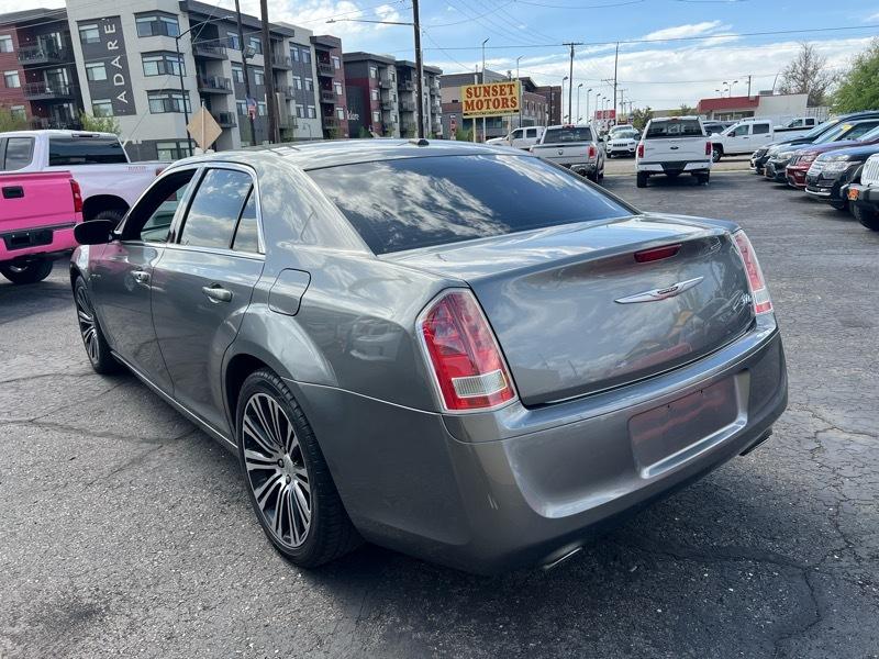 Chrysler 300 4dr Sdn V6 300S RWD 2012