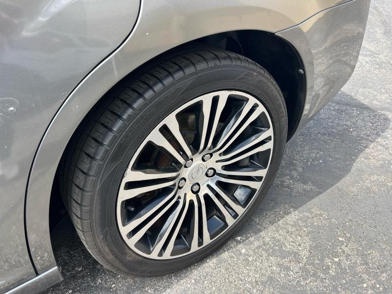 Chrysler 300 4dr Sdn V6 300S RWD 2012