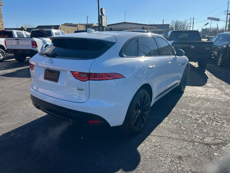 Jaguar F-Pace 25t R-Sport AWD 2018