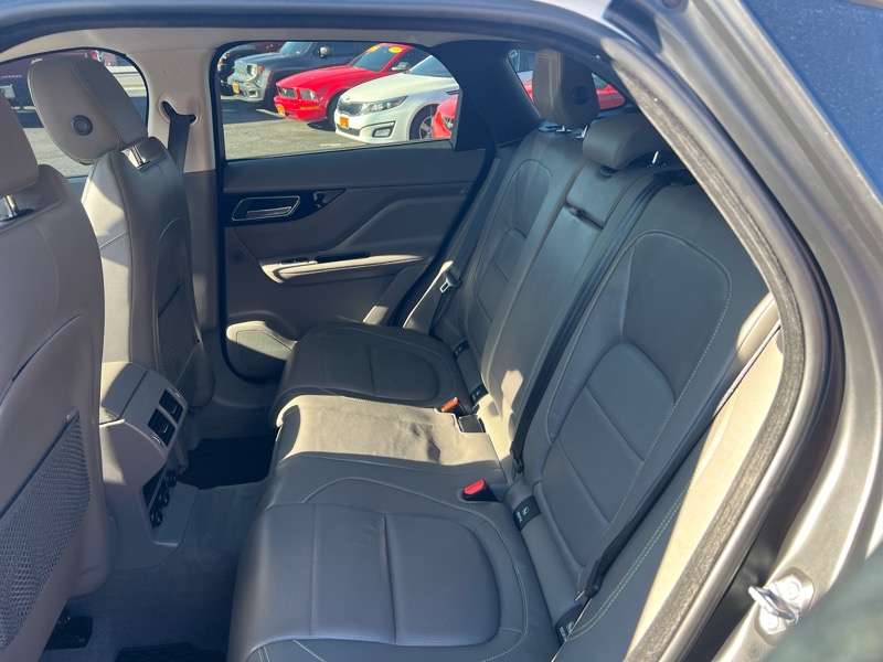 Jaguar F-Pace 25t R-Sport AWD 2018