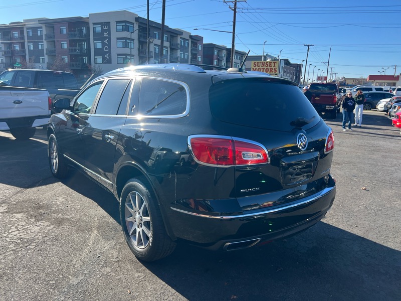 Buick Enclave FWD 4dr Leather 2017