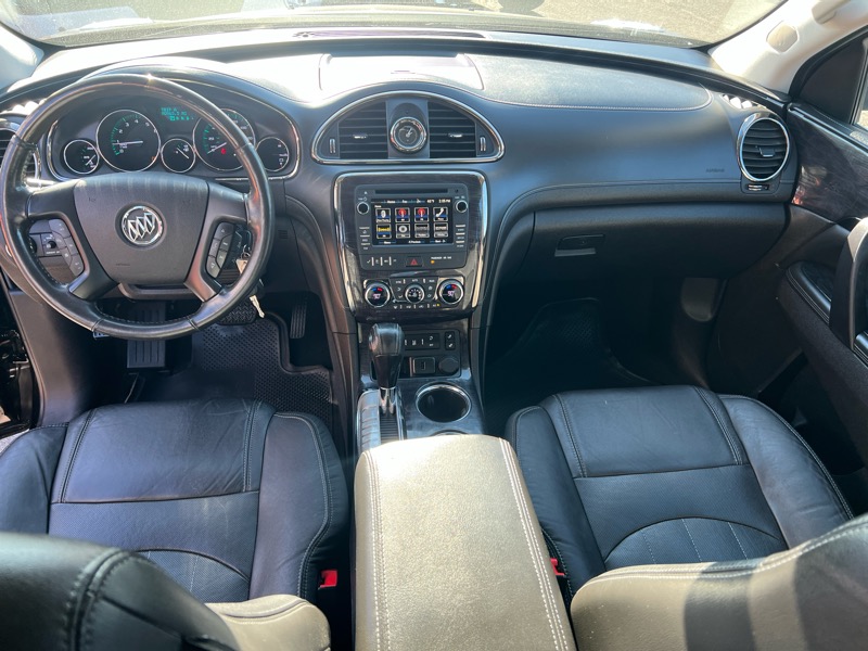 Buick Enclave FWD 4dr Leather 2017
