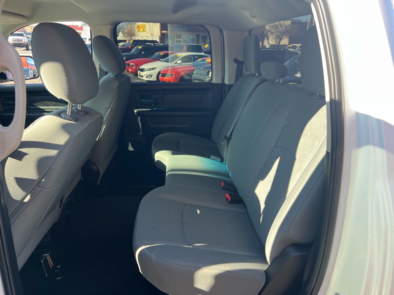 RAM 2500 4WD Crew Cab 149" Tradesman 2015