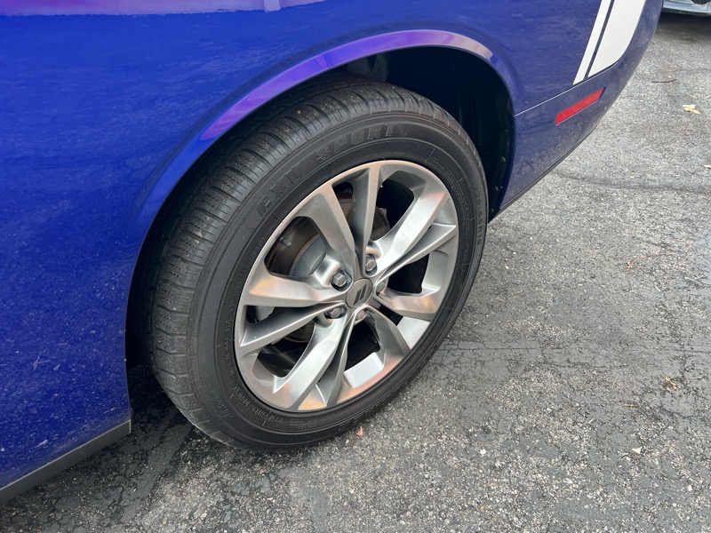 Dodge Challenger SXT AWD 2021