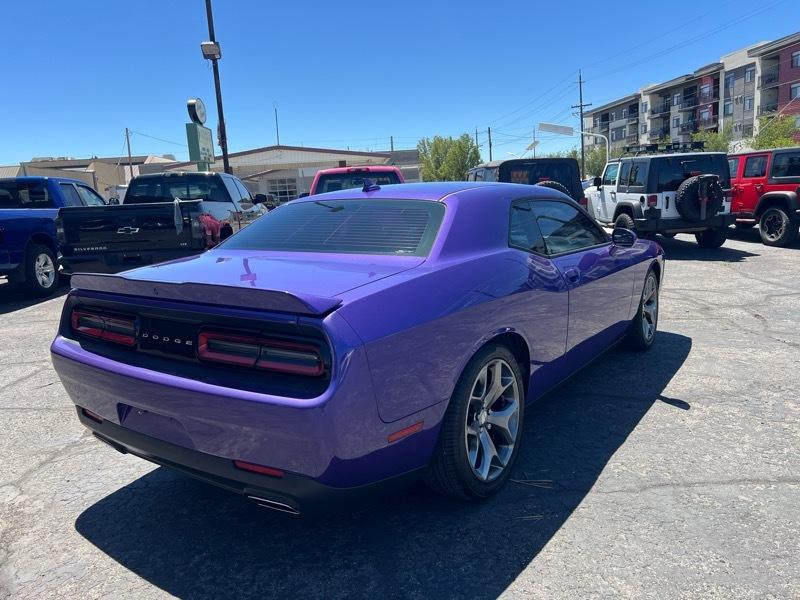 Dodge Challenger 2dr Cpe SXT Plus 2016