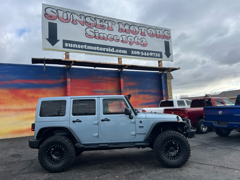 Jeep Wrangler Unlimited 4WD 4dr Altitude 2012