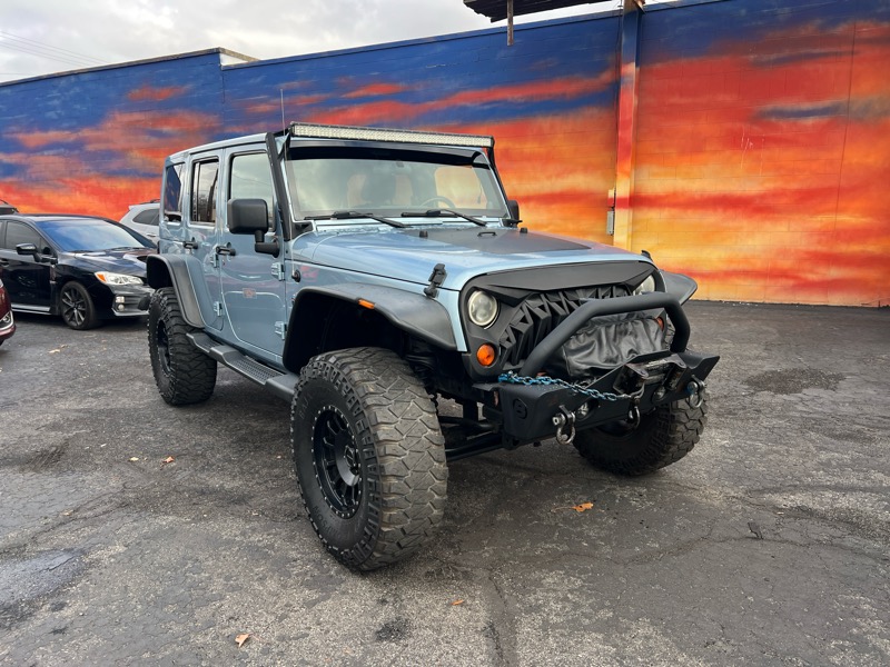 Jeep Wrangler Unlimited 4WD 4dr Altitude 2012