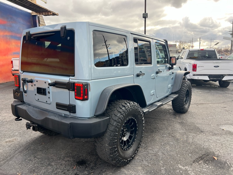 Jeep Wrangler Unlimited 4WD 4dr Altitude 2012