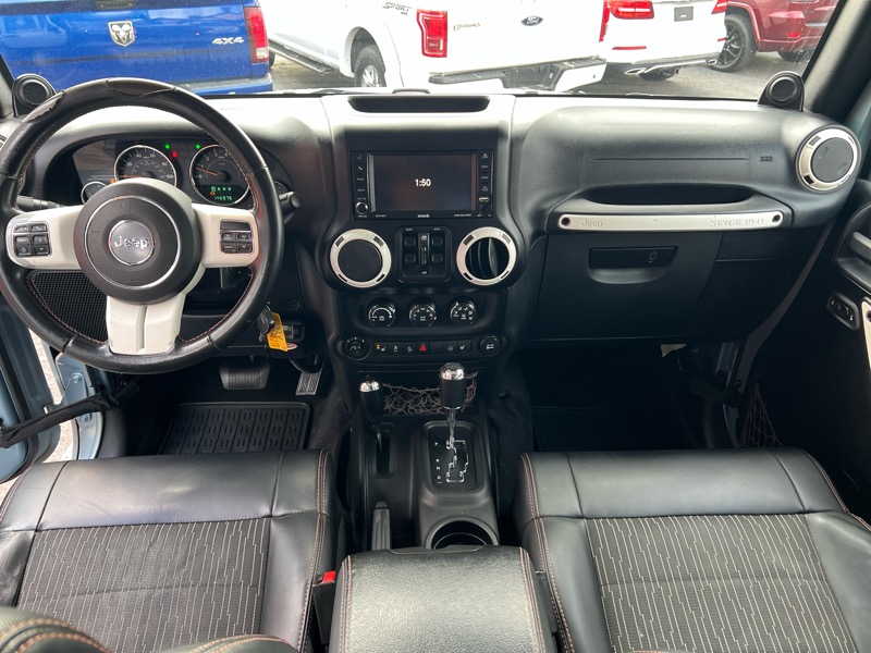 Jeep Wrangler Unlimited 4WD 4dr Altitude 2012