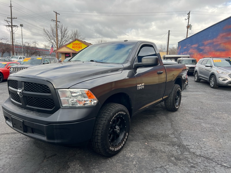 RAM 1500 4WD Reg Cab 120.5" Tradesman 2014