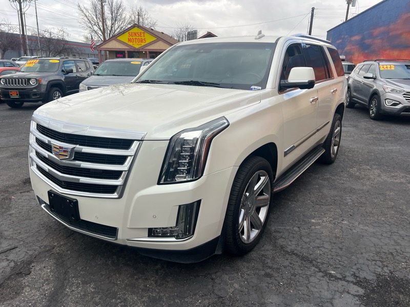 Cadillac Escalade 4WD 4dr Luxury 2015
