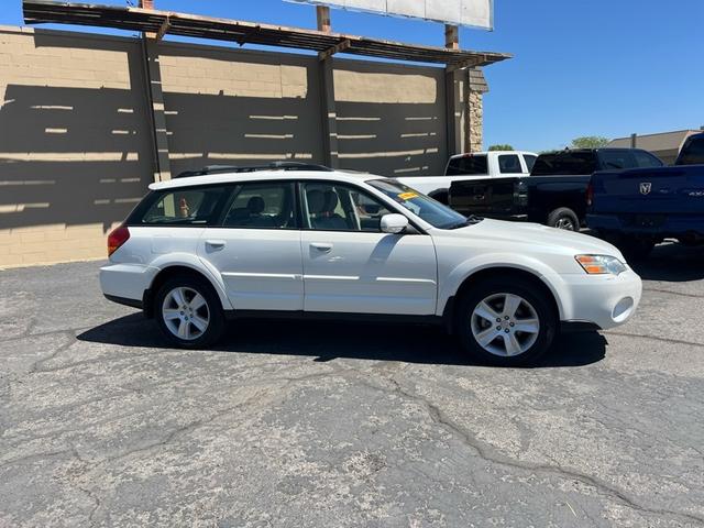 White 2006 Subaru Outback 2.5 XT Limited Wagon AWD with Navigation Wagon All-Wheel Drive Automatic