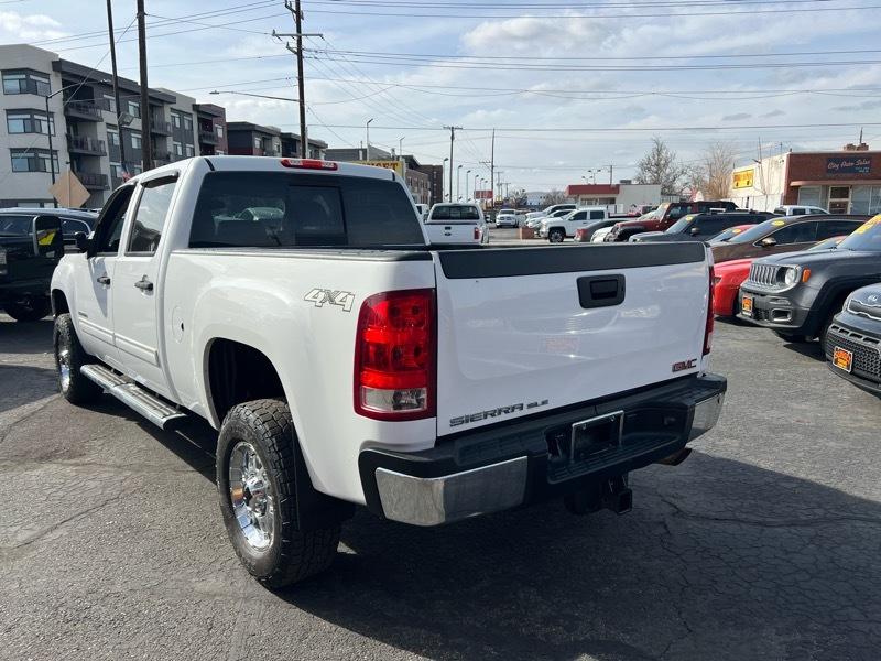 GMC Sierra 2500HD 4WD Crew Cab 153.7" SLE 2011