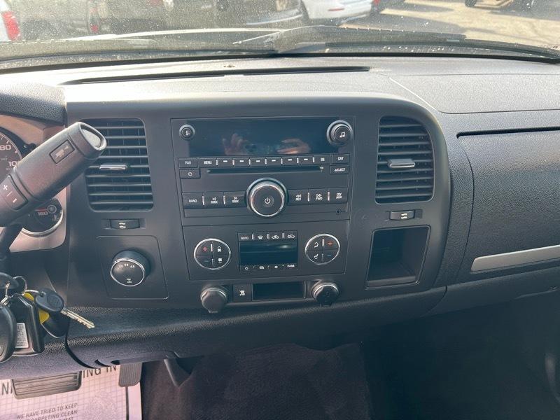 GMC Sierra 2500HD 4WD Crew Cab 153.7" SLE 2011