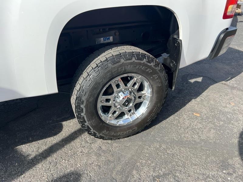 GMC Sierra 2500HD 4WD Crew Cab 153.7" SLE 2011