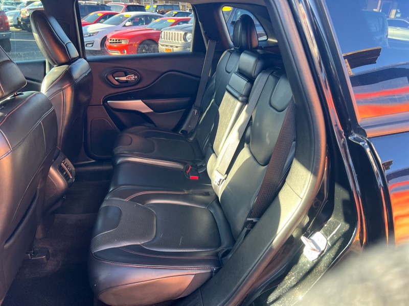 Jeep Cherokee 4WD 4dr L Plus Pkg 2017