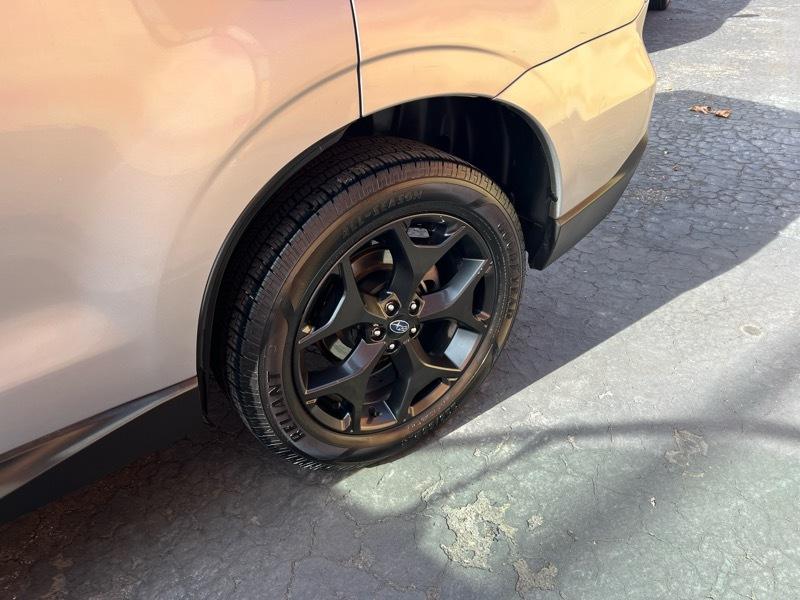 Subaru Forester 2.5i Limited CVT 2018