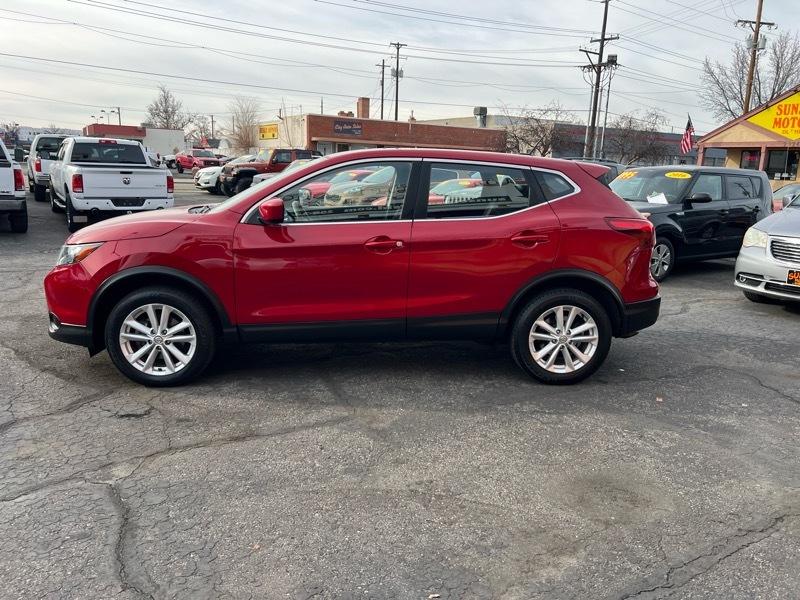 Nissan Rogue Sport AWD S 2017