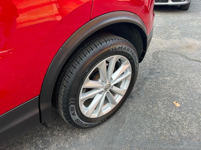 Nissan Rogue Sport AWD S 2017