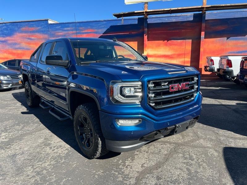 GMC Sierra 1500 4WD Double Cab 143.5" SLT 2017