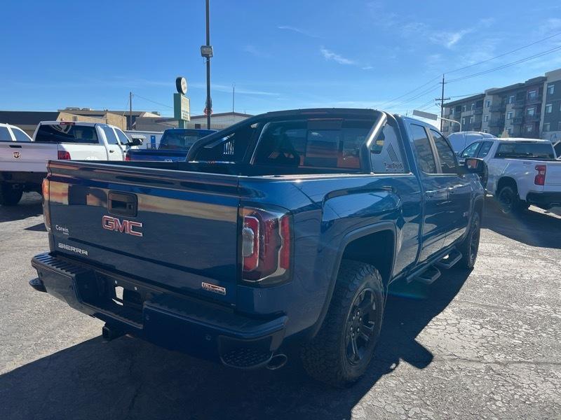 GMC Sierra 1500 4WD Double Cab 143.5" SLT 2017