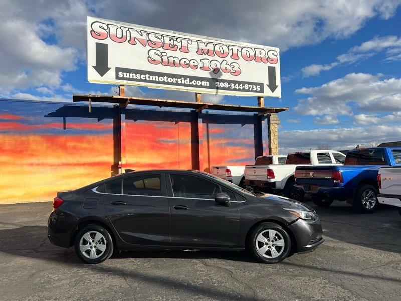 2017 Chevrolet Cruze 4dr Sdn 1.4L LT w/1SD