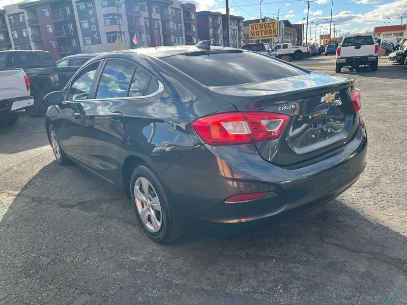 Chevrolet Cruze 4dr Sdn 1.4L LT w/1SD 2017