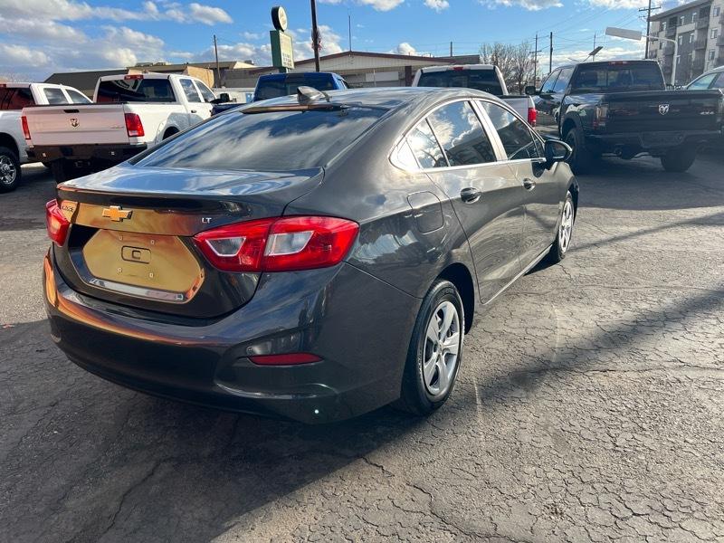 Chevrolet Cruze 4dr Sdn 1.4L LT w/1SD 2017