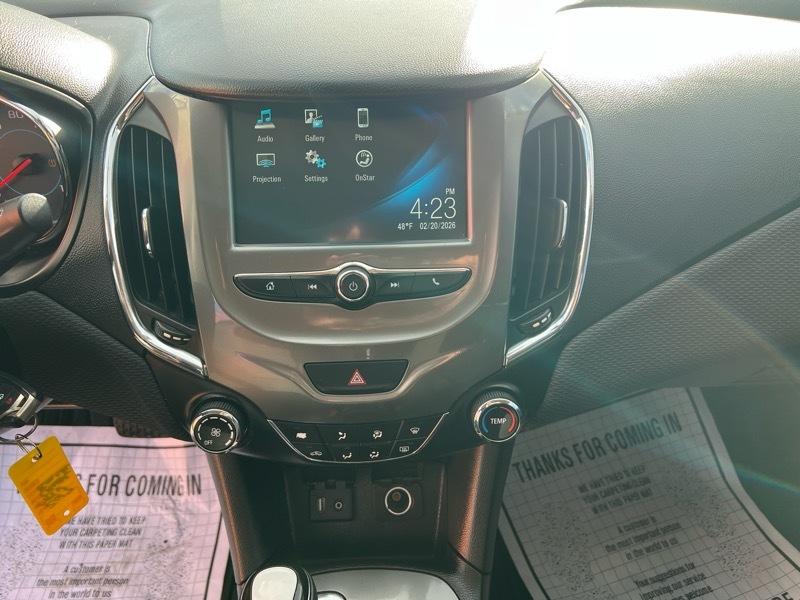 Chevrolet Cruze 4dr Sdn 1.4L LT w/1SD 2017