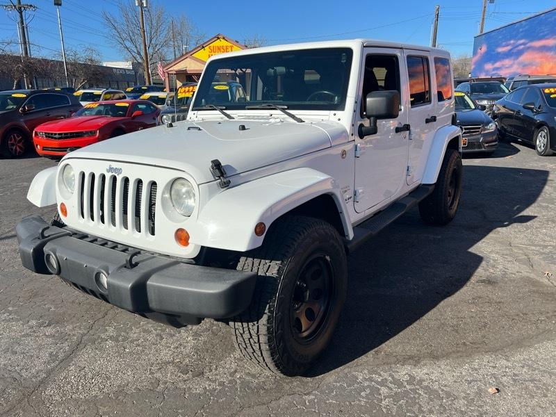 Jeep Wrangler Unlimited 4WD 4dr Sahara 2012