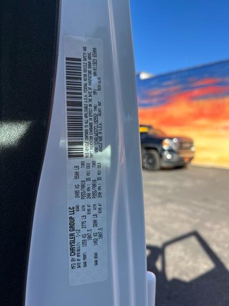 Jeep Wrangler Unlimited 4WD 4dr Sahara 2012