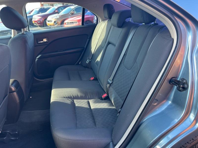 Ford Fusion 4dr Sdn SE FWD 2012