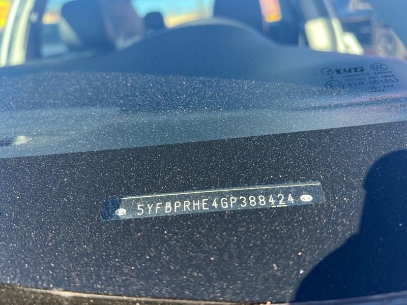 Toyota Corolla 4dr Sdn CVT LE ECO (Natl) 2016