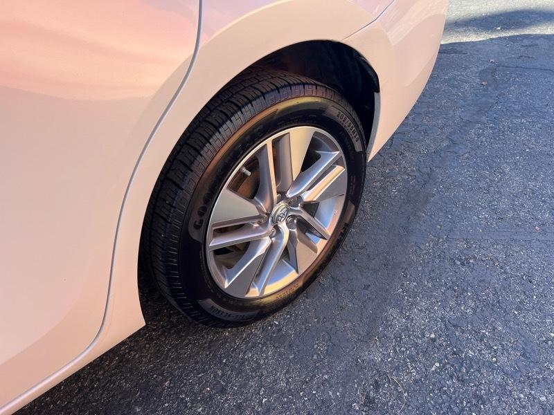 Toyota Corolla 4dr Sdn CVT LE ECO (Natl) 2016