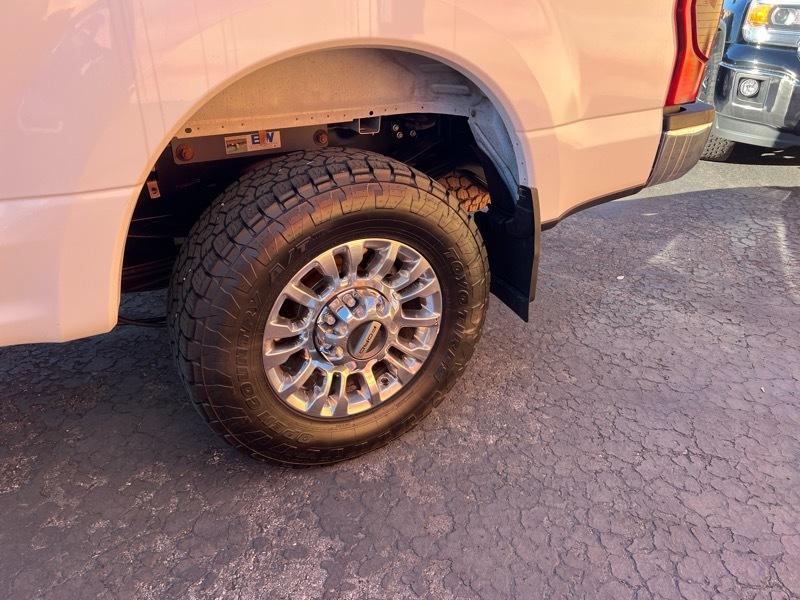 Ford Super Duty F-350 SRW XLT 4WD Crew Cab 8' Box 2020