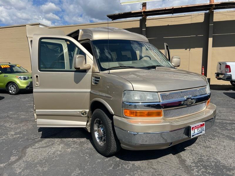 Chevrolet Express 2500  2010