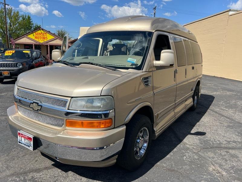 Chevrolet Express 2500  2010