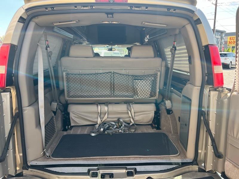 Chevrolet Express 2500  2010