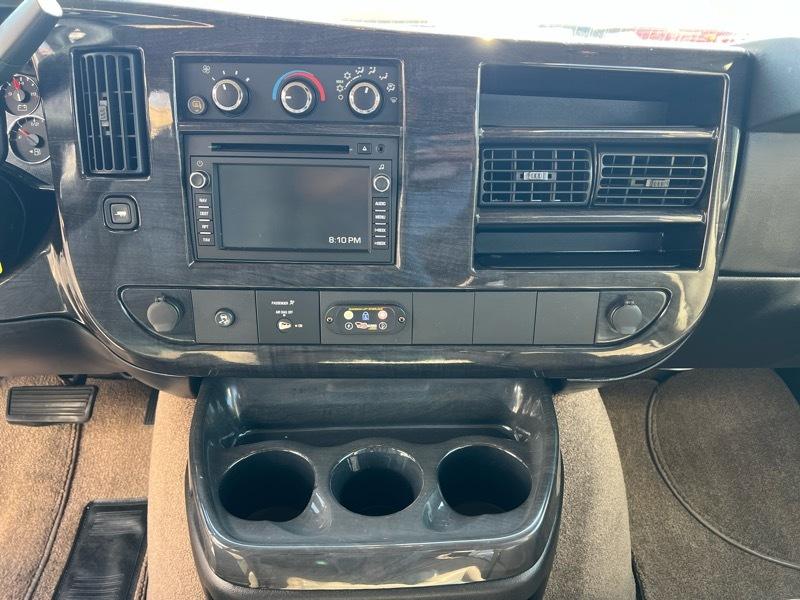 Chevrolet Express 2500  2010